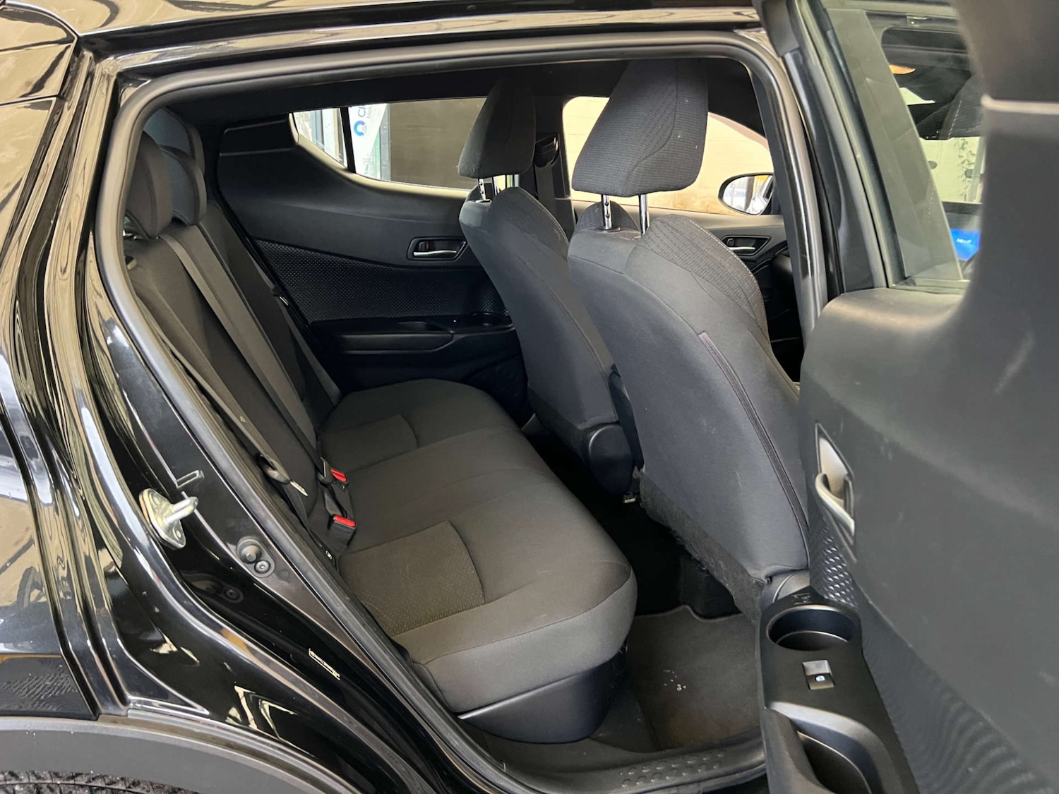 Used Toyota C-HR 2019 for sale - 76541320: Photo 29