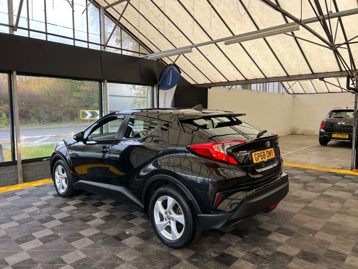 Used Toyota C-HR 2019 for sale - 76541320: Photo 6
