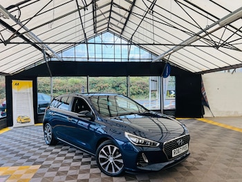 Used Hyundai i30 2017 for sale - 75683810: Photo