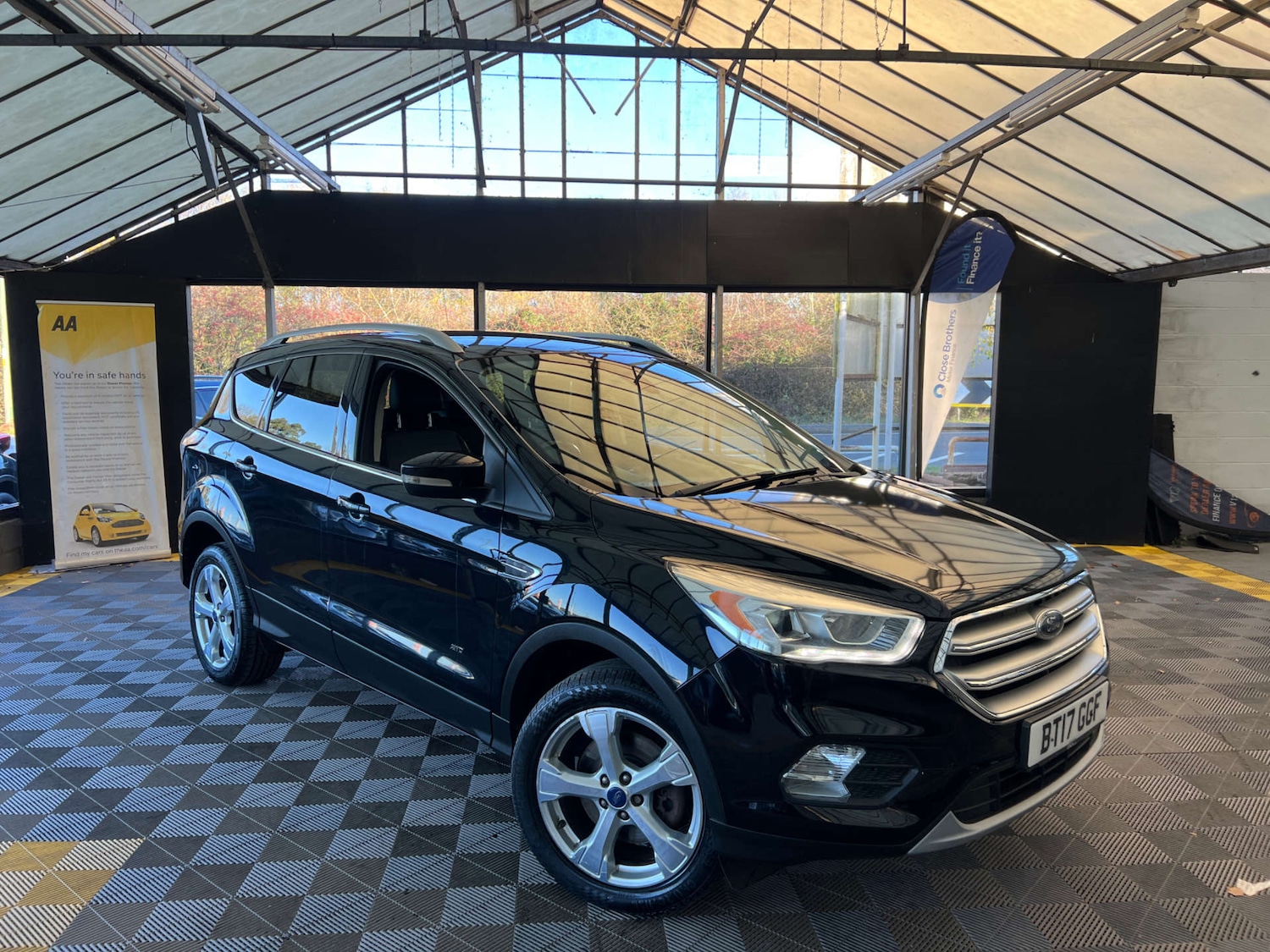 Used Ford Kuga 2017 for sale - 76948205: Photo 1