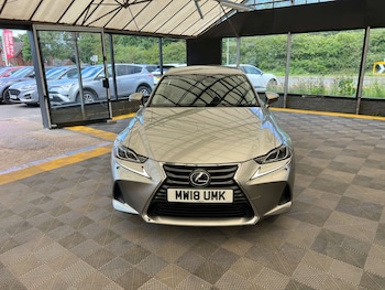Used Lexus IS 2018 for sale - 78894616: Photo