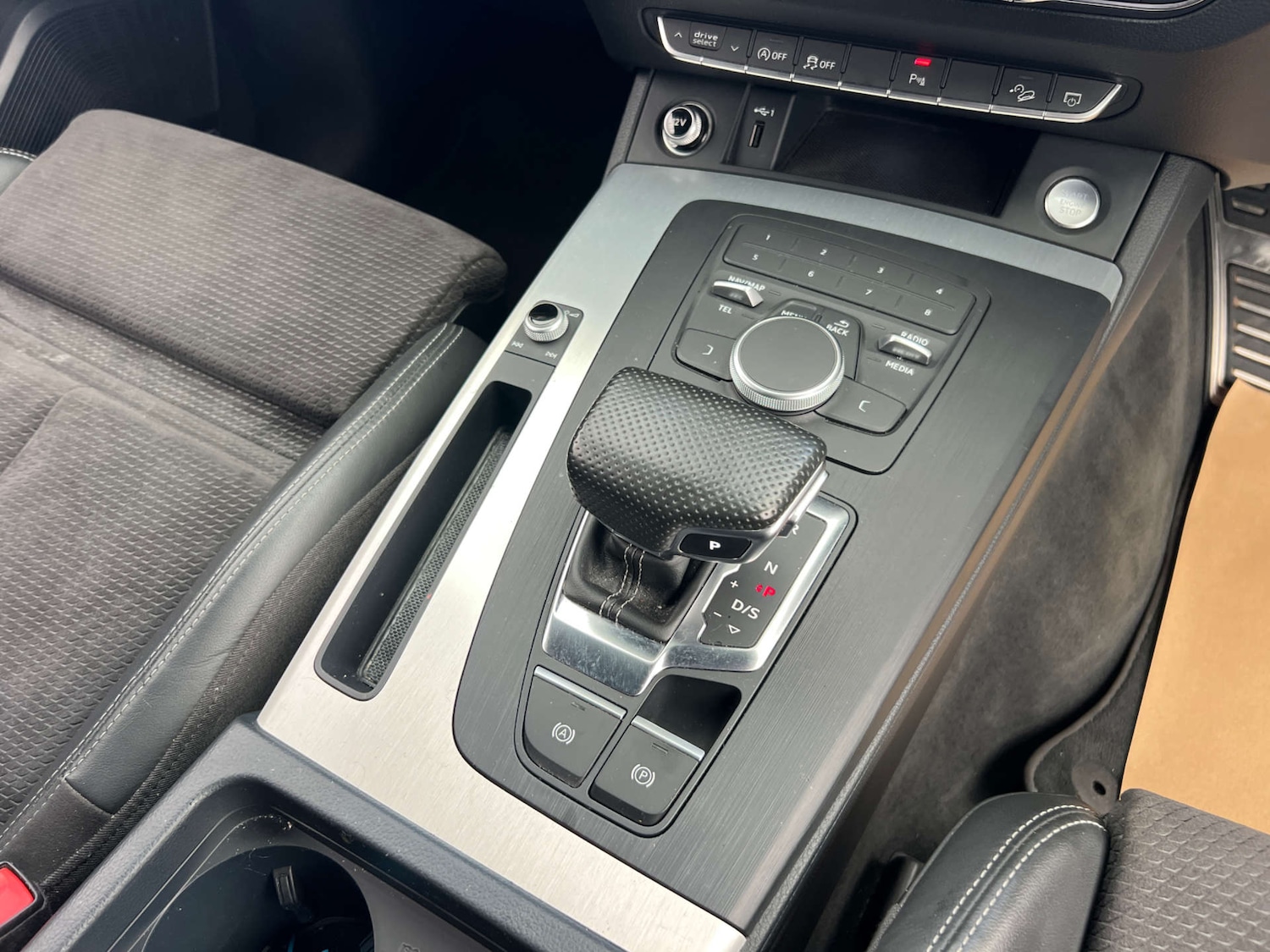 Used Audi Q5 2018 for sale - 76637952: Photo 19