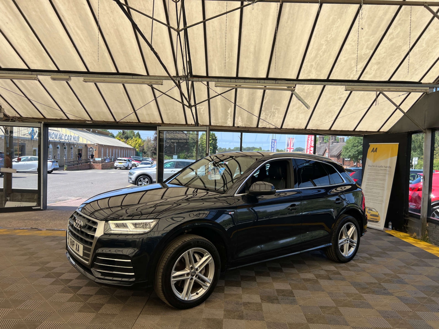 Used Audi Q5 2018 for sale - 76637952: Photo 4