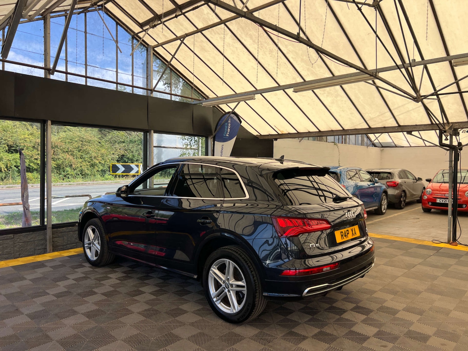 Used Audi Q5 2018 for sale - 76637952: Photo 6