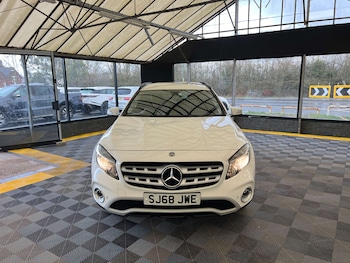 Used Mercedes-Benz GLA 2018 for sale - 77888861: Photo