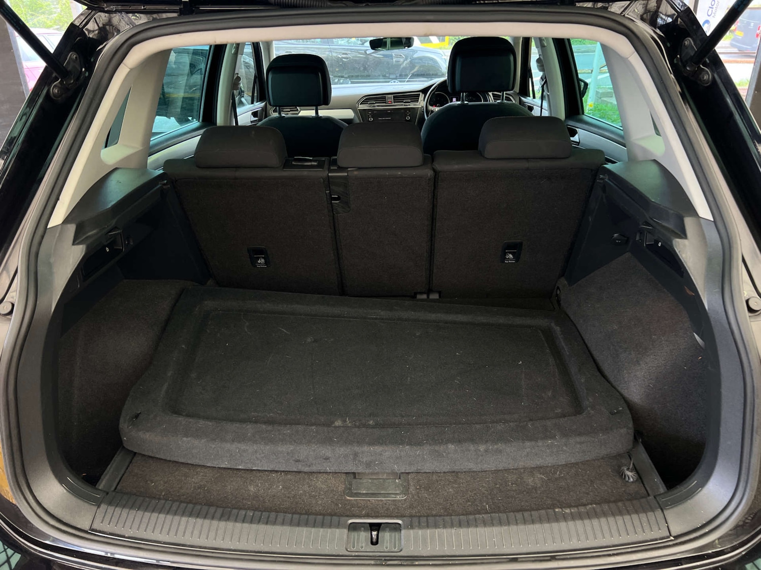 Used Volkswagen Tiguan 2018 for sale - 78202486: Photo 24