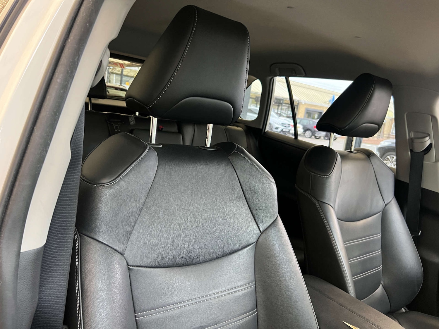 Used Toyota RAV4 2021 for sale - 76127567: Photo 10