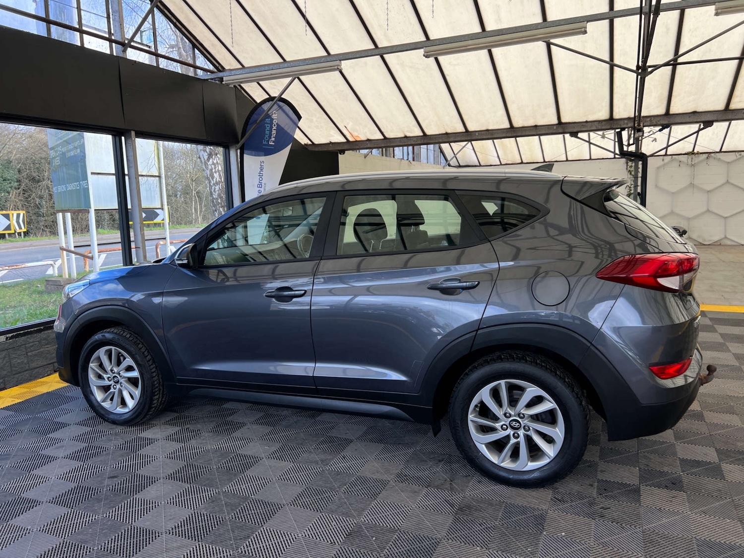 Used Hyundai TUCSON 2017 for sale - 77821673: Photo 5