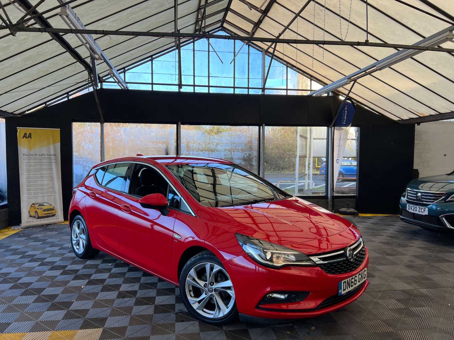 Used Vauxhall Astra 2016 for sale - 76859420: Photo 1