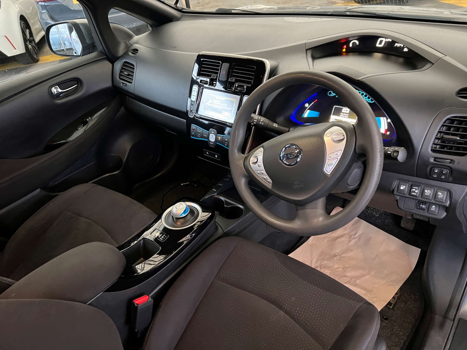 Used Nissan Leaf 2017 for sale - 76846782: Photo 10