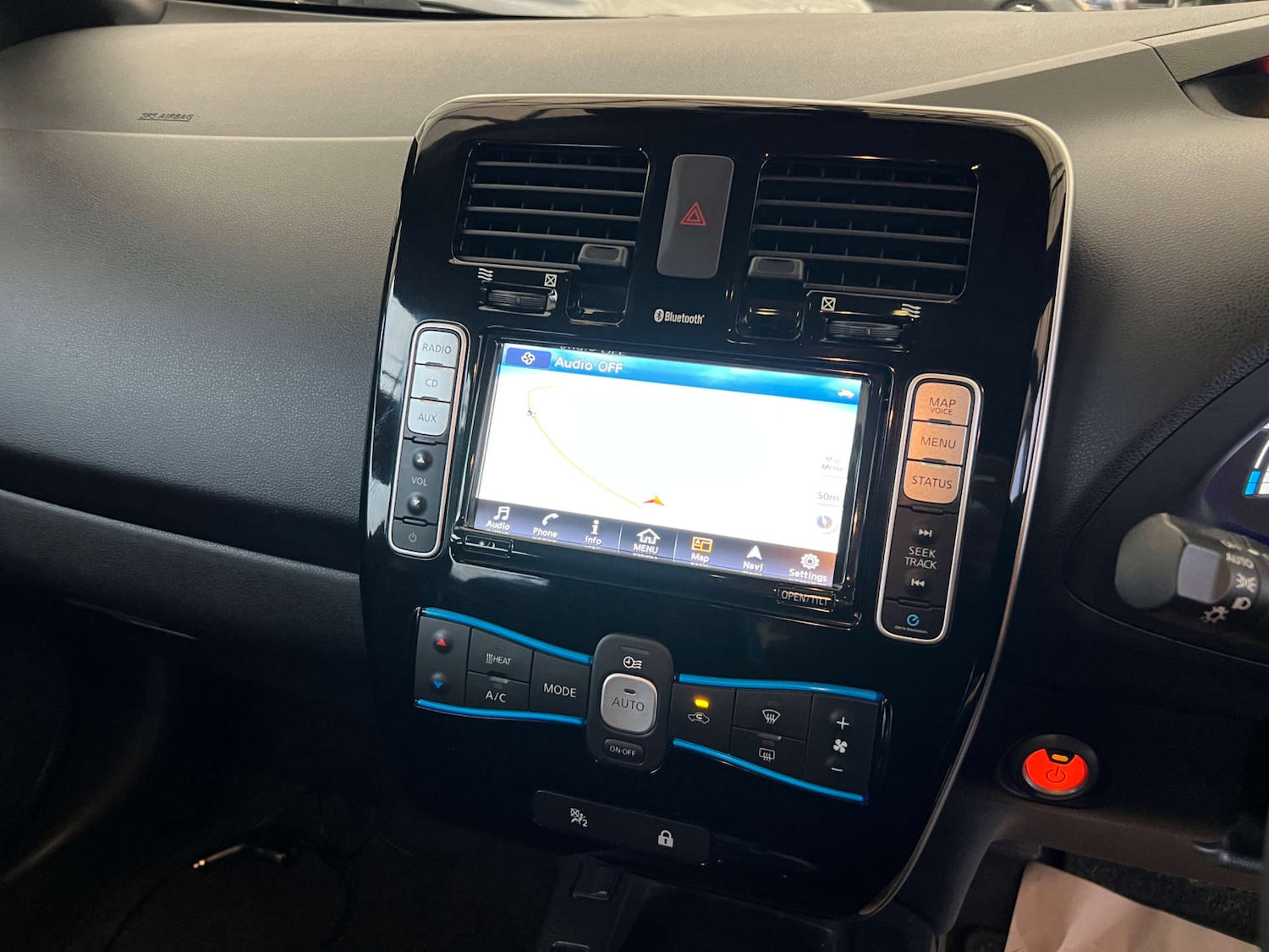 Used Nissan Leaf 2017 for sale - 76846782: Photo 16