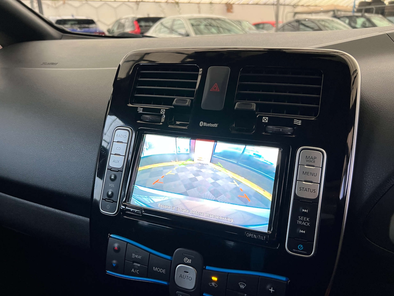 Used Nissan Leaf 2017 for sale - 76846782: Photo 18