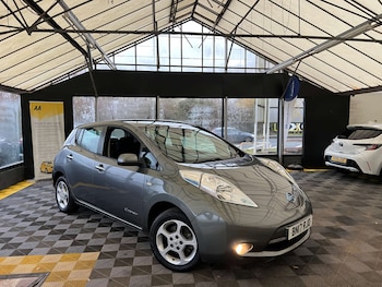 Nissan - Leaf