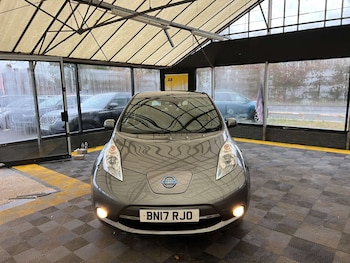 Used Nissan Leaf 2017 for sale - 76846782: Photo