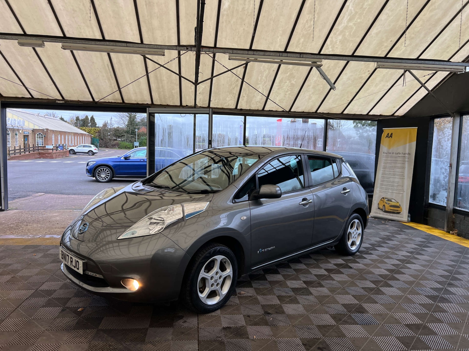 Used Nissan Leaf 2017 for sale - 76846782: Photo 3