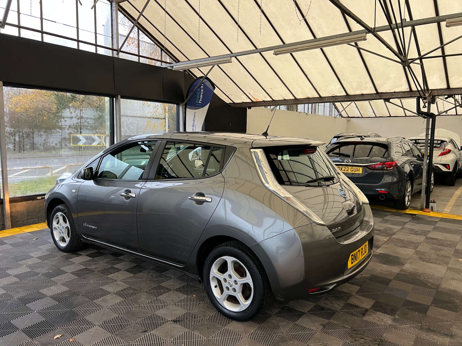 Used Nissan Leaf 2017 for sale - 76846782: Photo 4