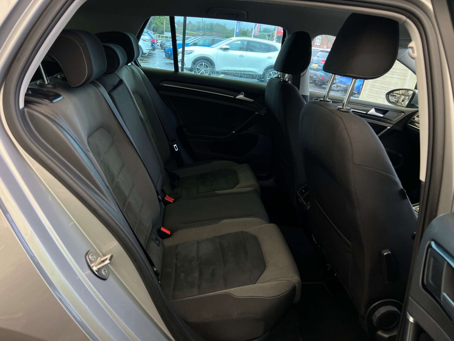 Used Volkswagen Golf 2019 for sale - 77523145: Photo 24