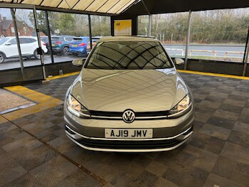 Used Volkswagen Golf 2019 for sale - 77523145: Photo