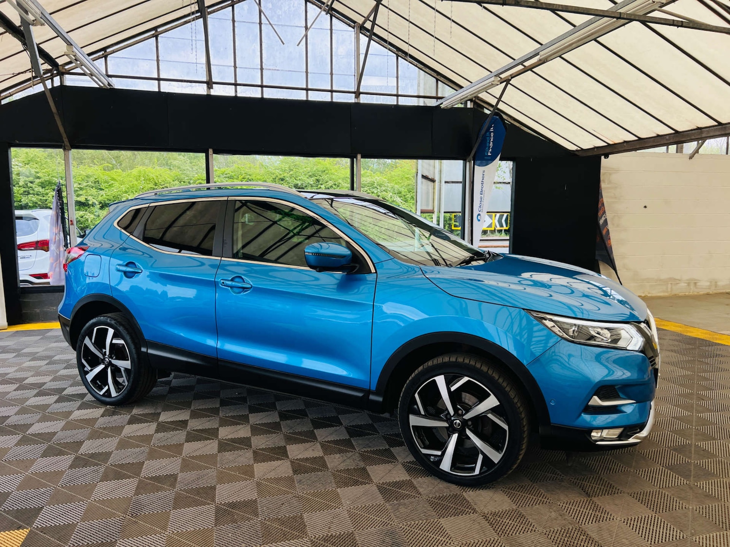 Used Nissan Qashqai 2017 for sale - 76414868: Photo 3