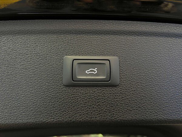 Used Audi Q5 2020 for sale - 74568235: Photo 39