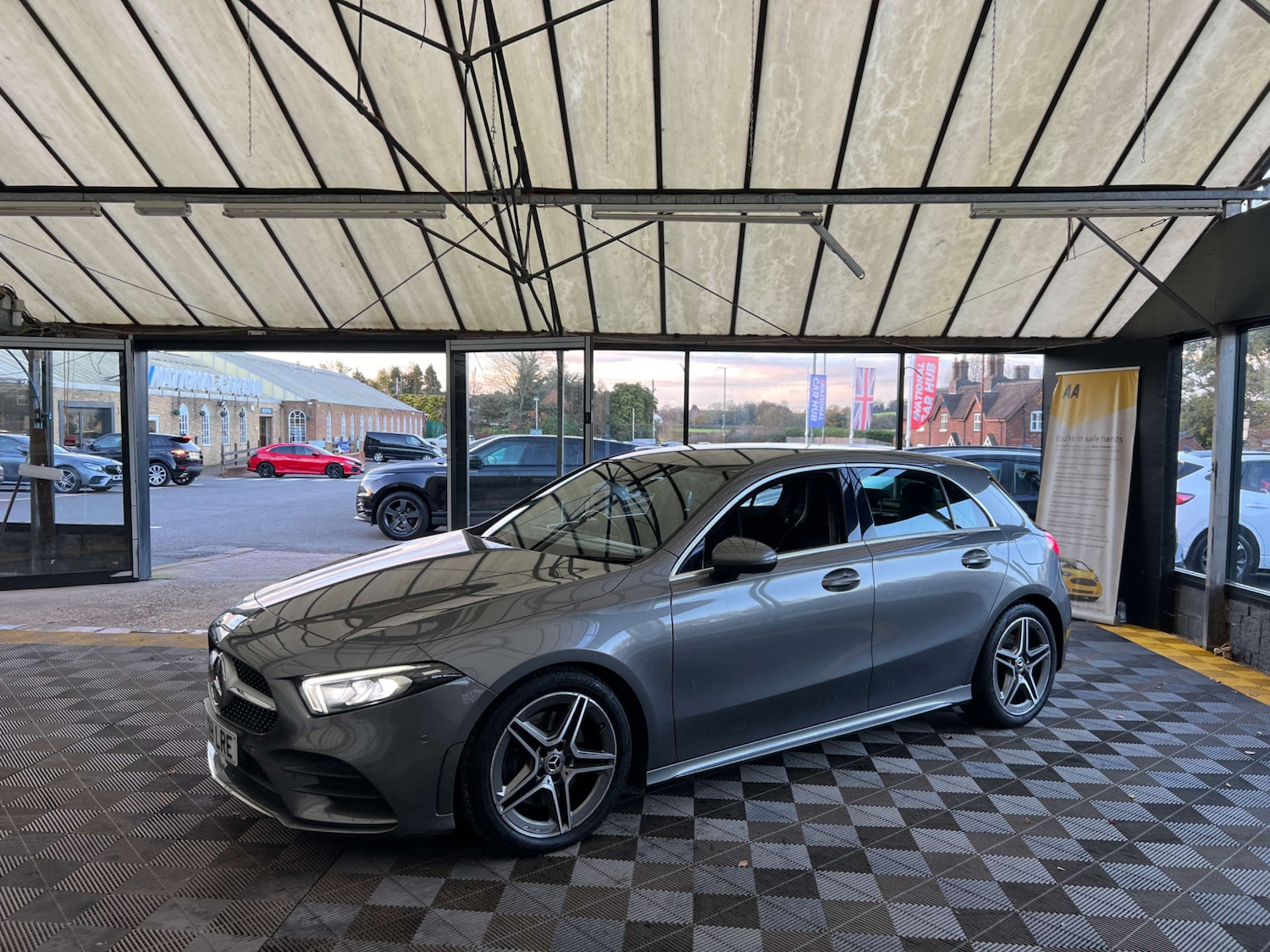 Used Mercedes-Benz A-Class 2019 for sale - 76829857: Photo 4