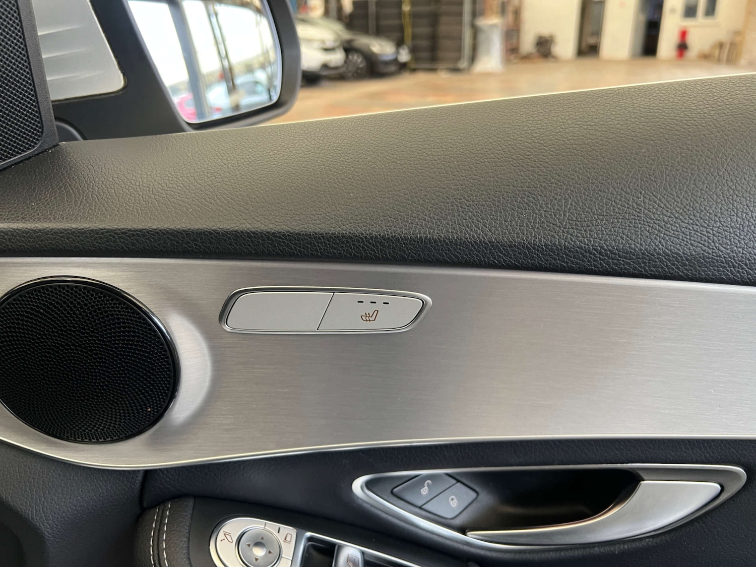 Used Mercedes-Benz C Class 2018 for sale - 76253845: Photo 13