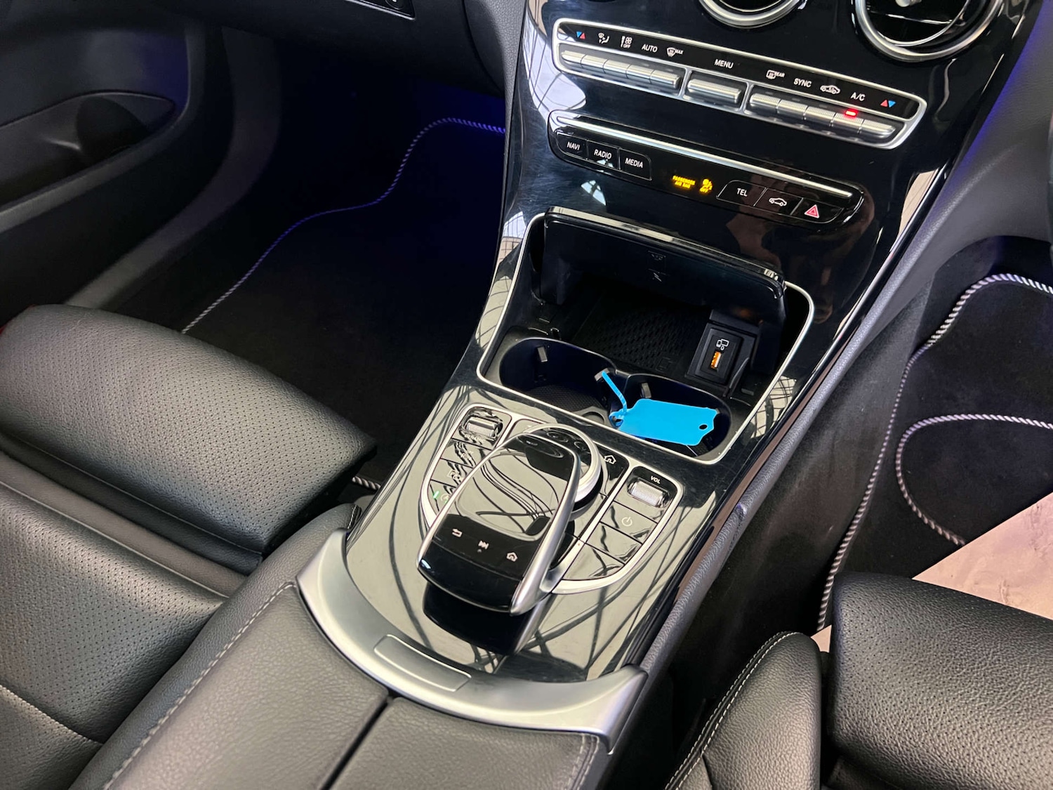 Used Mercedes-Benz C Class 2018 for sale - 76253845: Photo 15