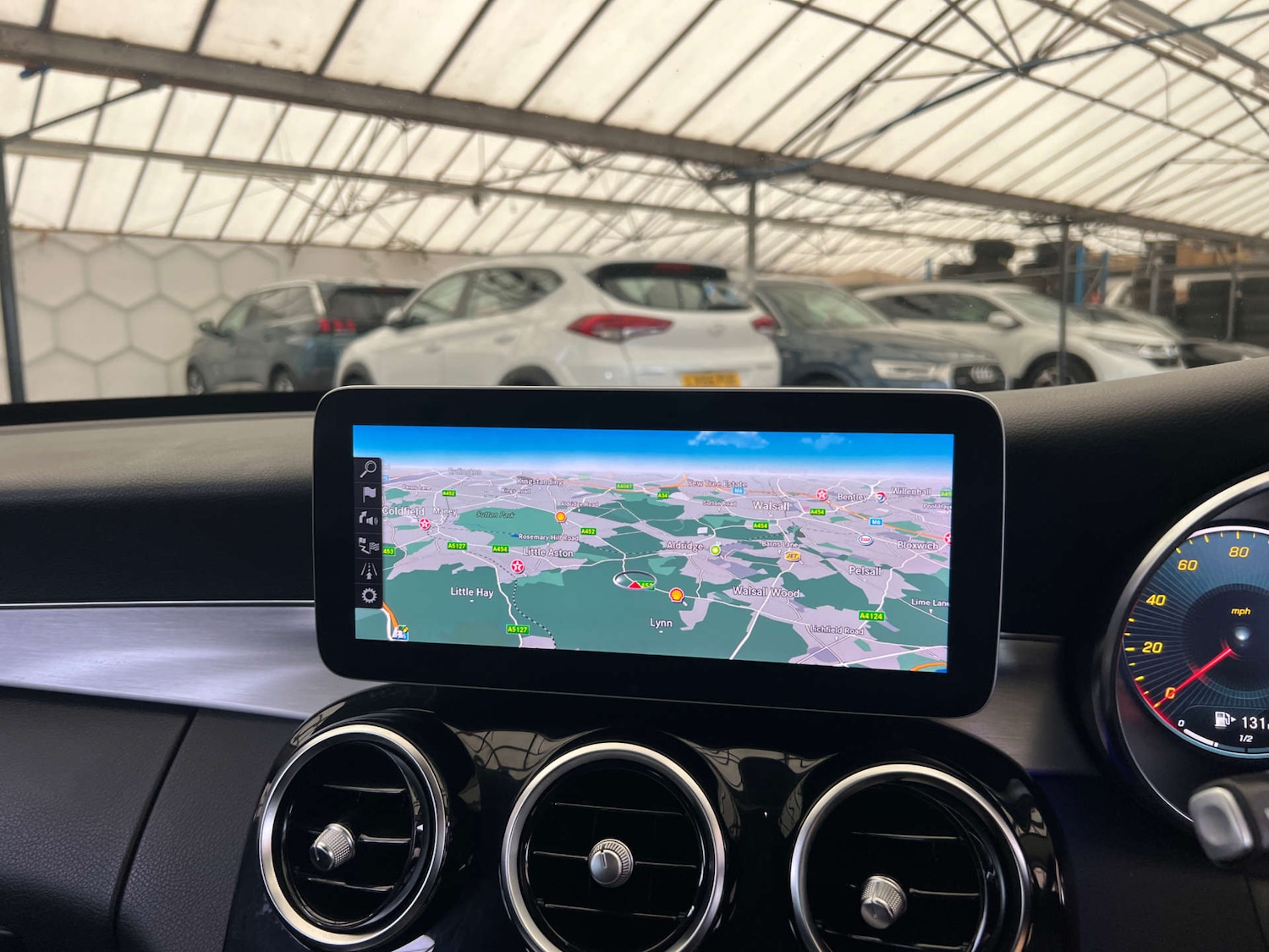 Used Mercedes-Benz C Class 2018 for sale - 76253845: Photo 19