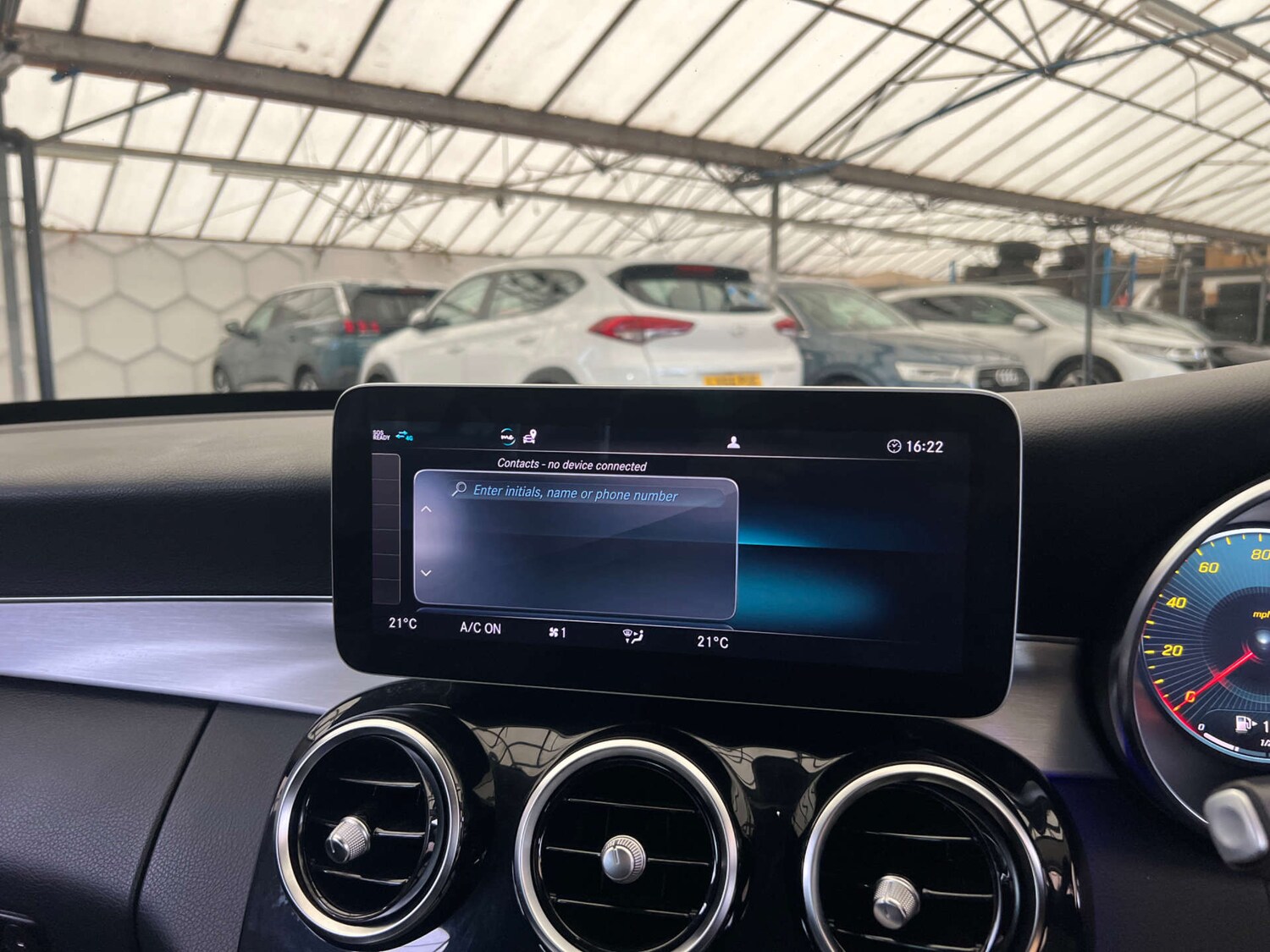 Used Mercedes-Benz C Class 2018 for sale - 76253845: Photo 21