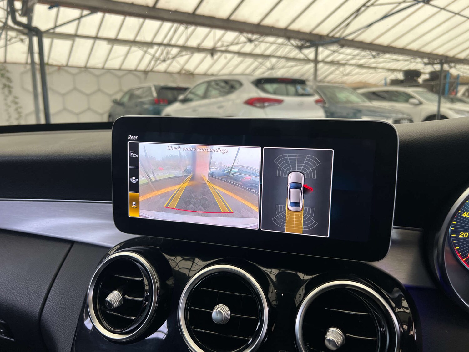 Used Mercedes-Benz C Class 2018 for sale - 76253845: Photo 24