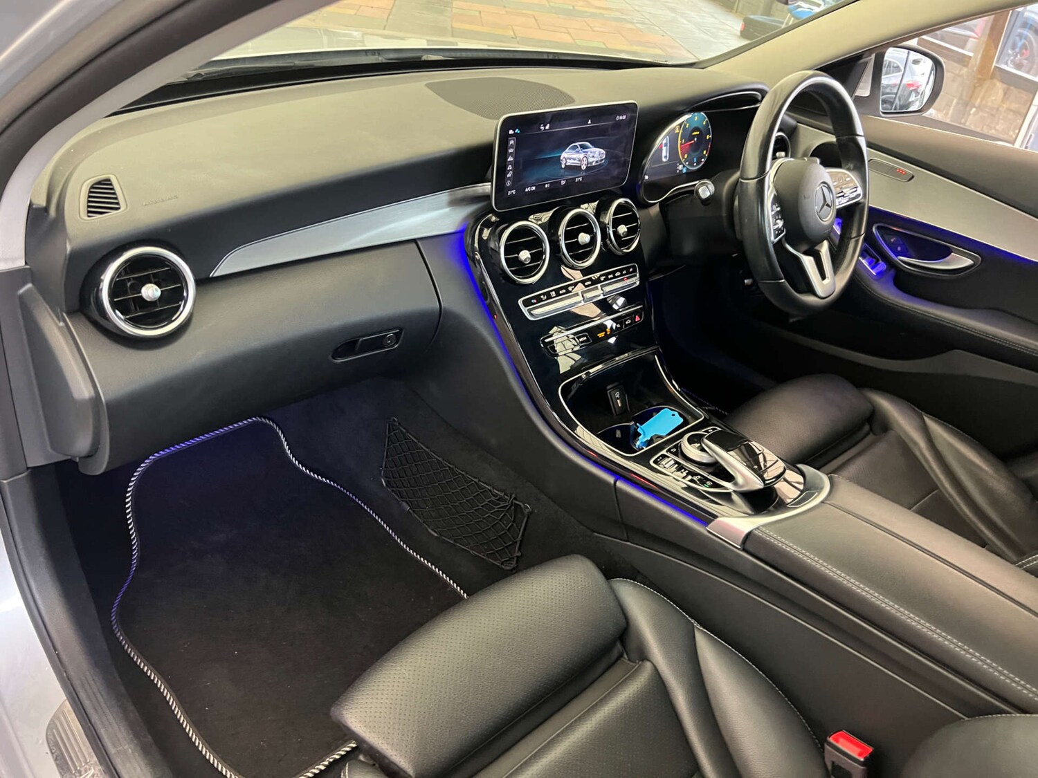 Used Mercedes-Benz C Class 2018 for sale - 76253845: Photo 28