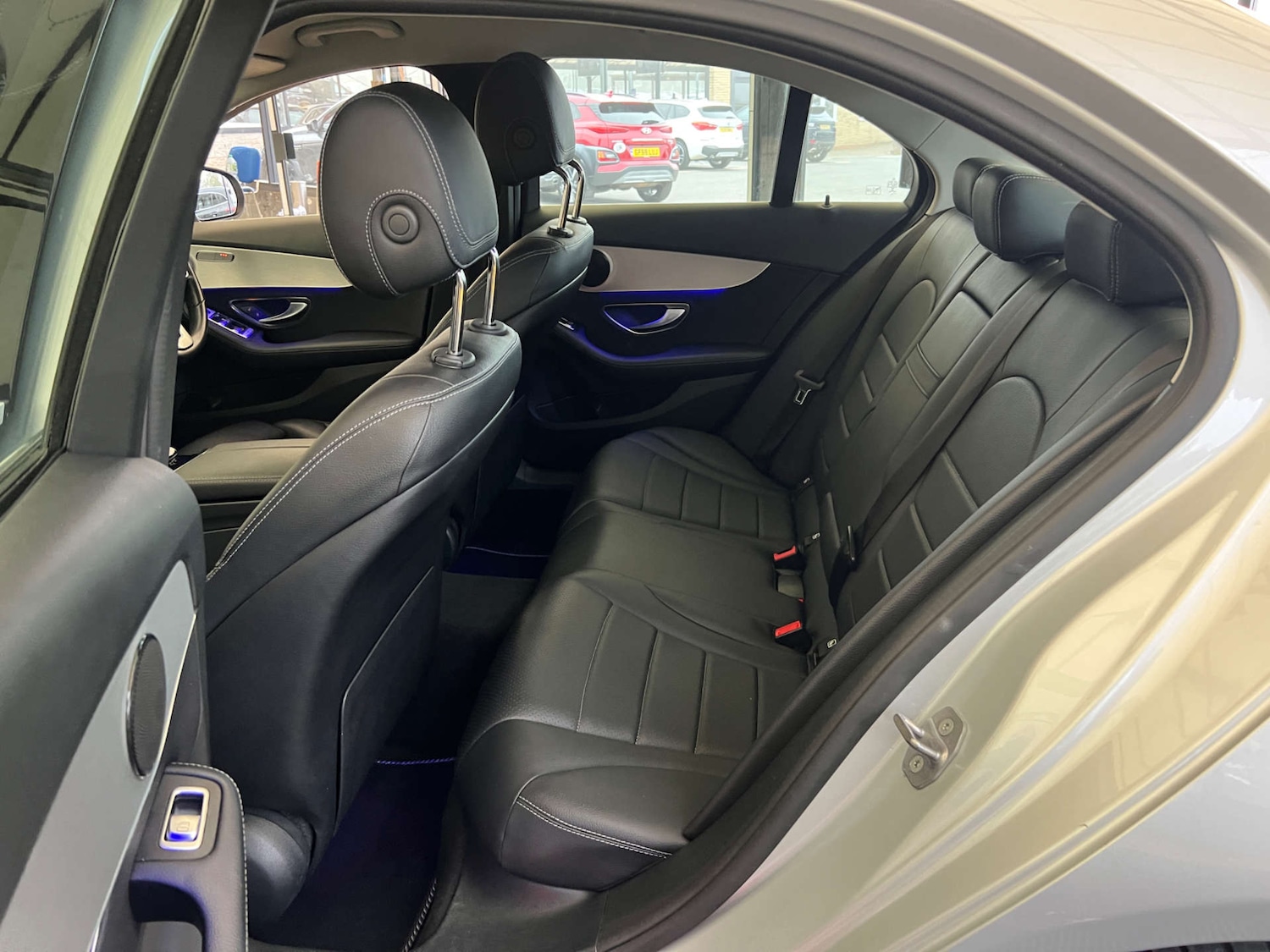 Used Mercedes-Benz C Class 2018 for sale - 76253845: Photo 29