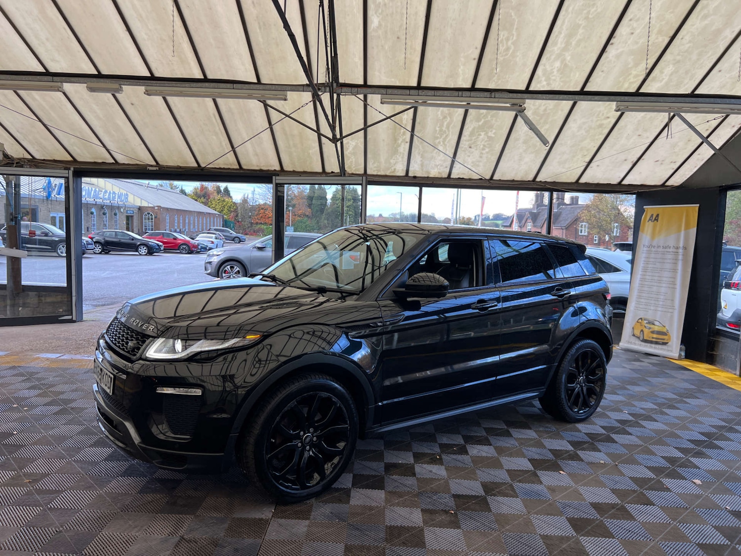 Used Land Rover Range Rover Evoque 2016 for sale - 76536194: Photo 4