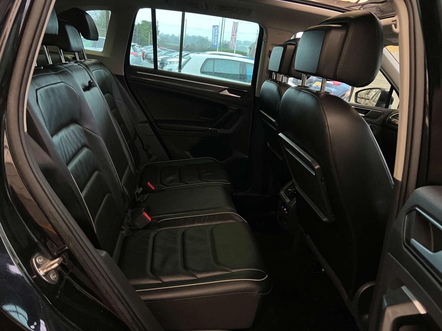 Used Volkswagen Tiguan 2017 for sale - 77702609: Photo 24