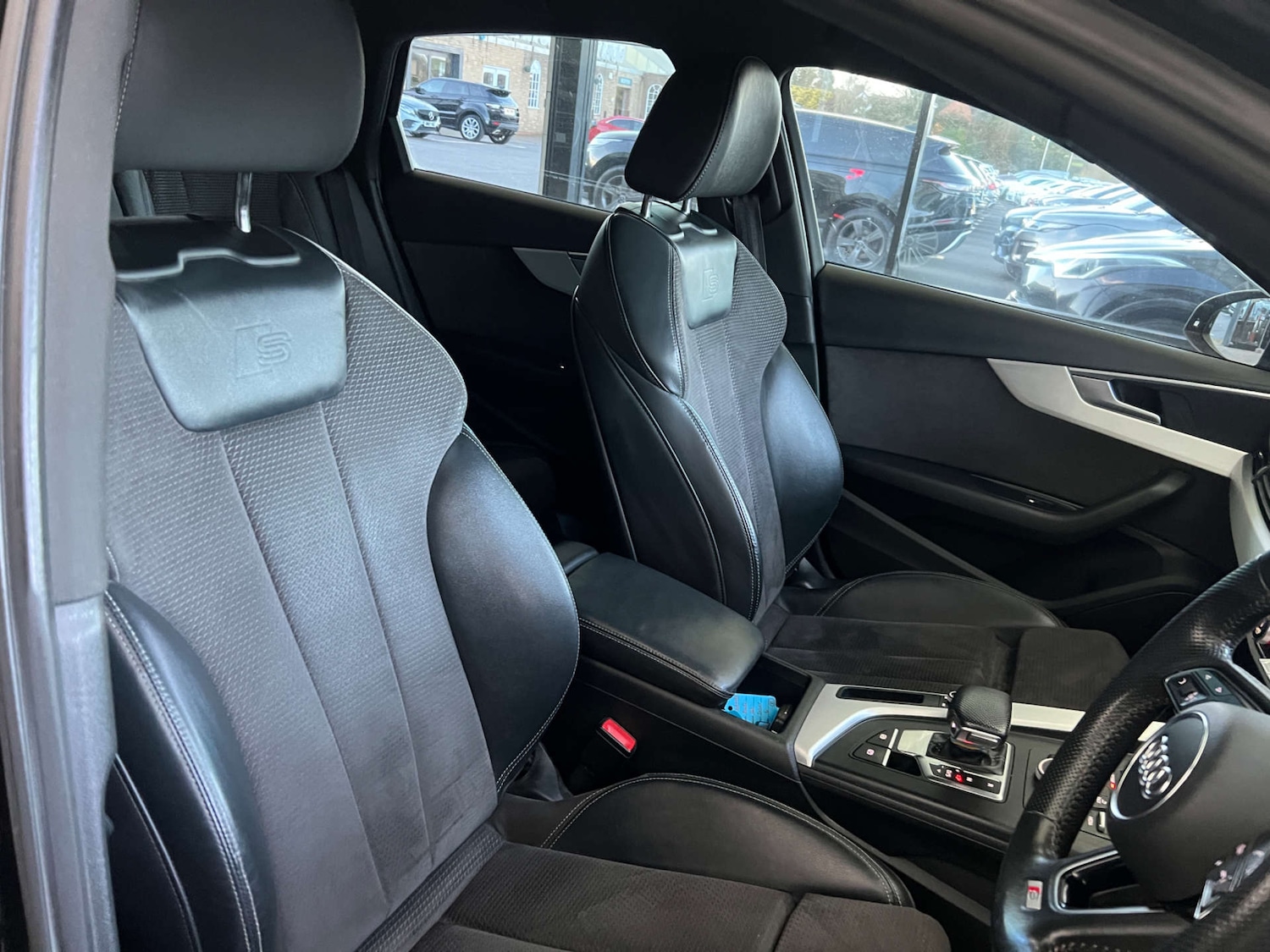 Used Audi A4 2019 for sale - 76618859: Photo 11