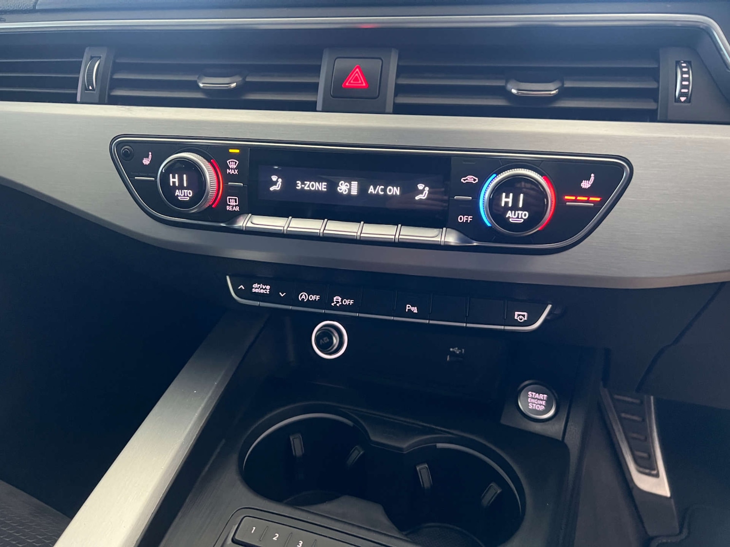 Used Audi A4 2019 for sale - 76618859: Photo 19