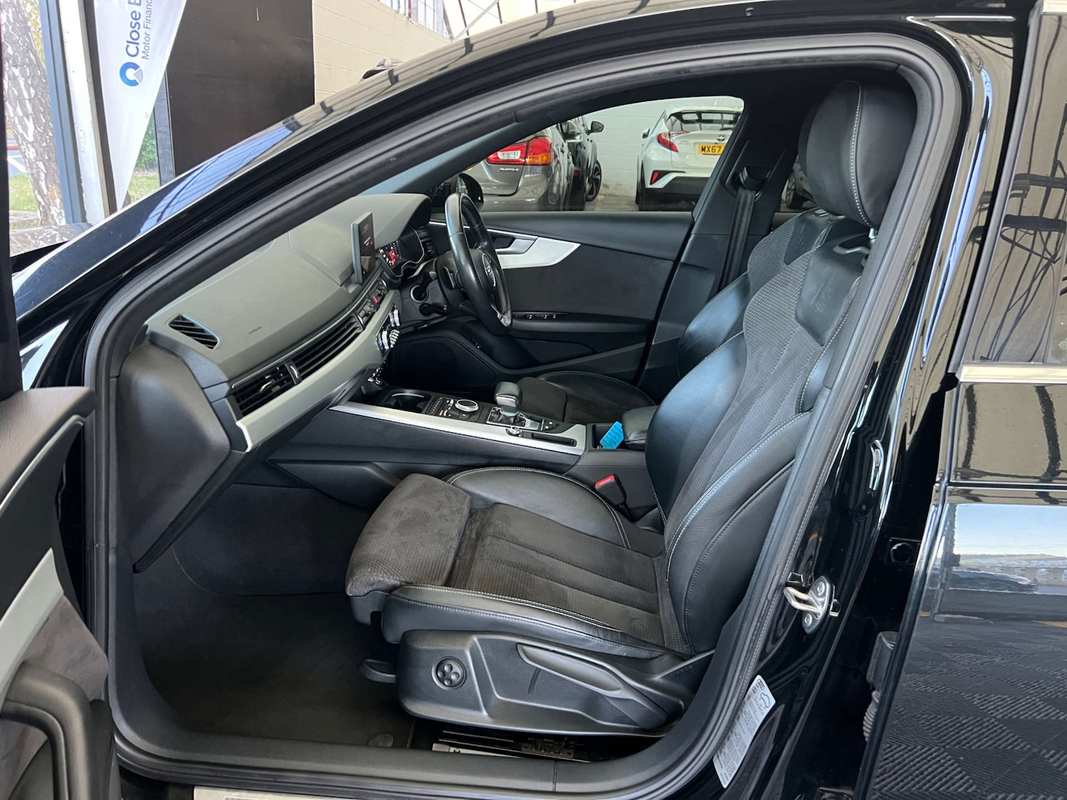 Used Audi A4 2019 for sale - 76618859: Photo 24