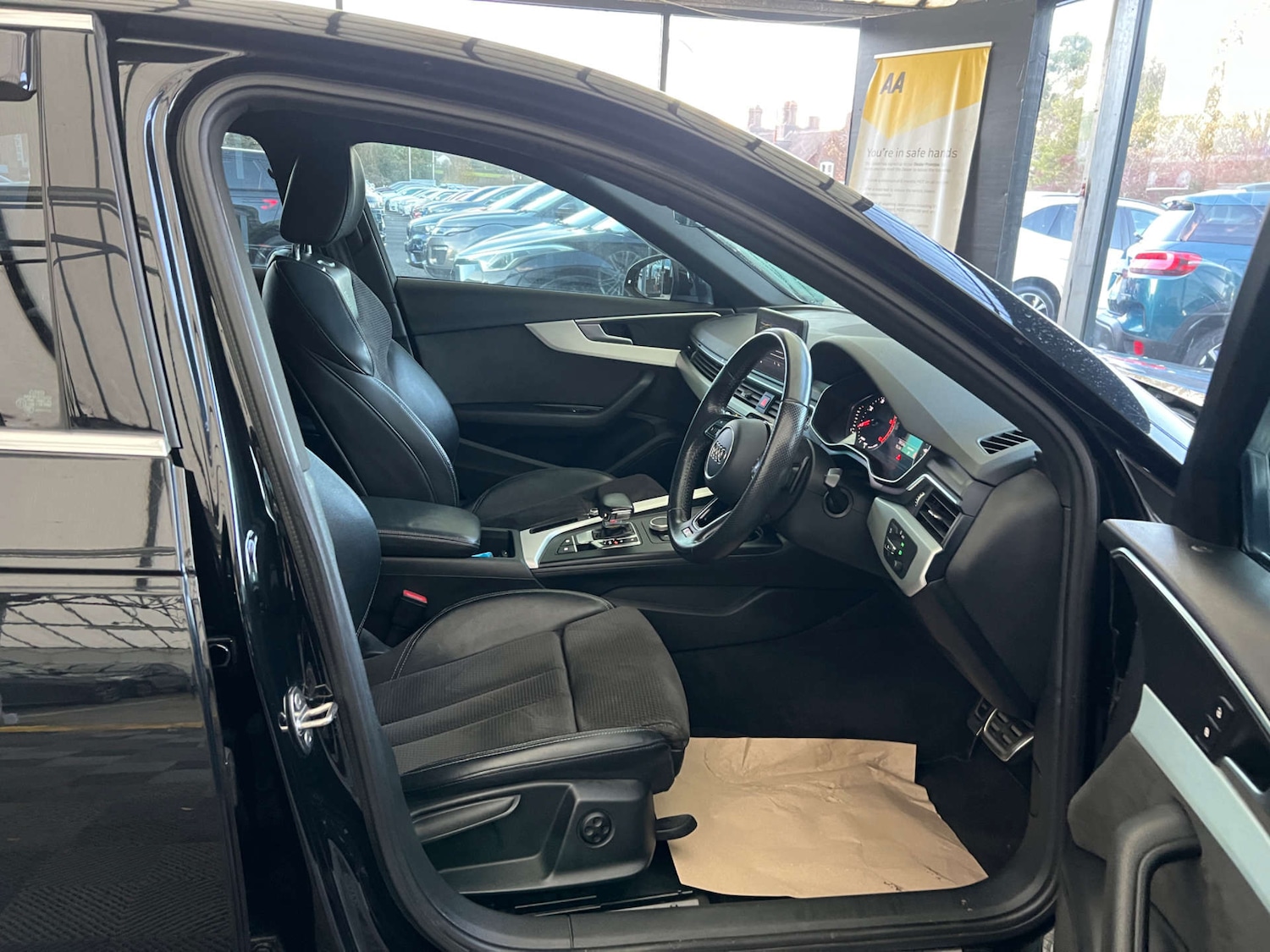 Used Audi A4 2019 for sale - 76618859: Photo 9