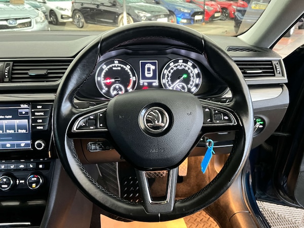 Used Skoda Superb 2017 for sale - 76311246: Photo 8
