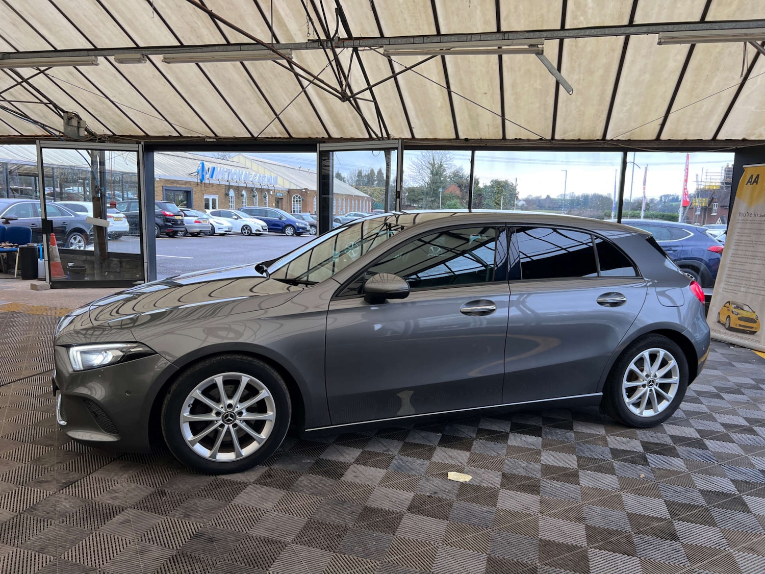 Used Mercedes-Benz A-Class 2018 for sale - 77610617: Photo 5