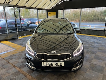 Used Kia Ceed 2016 for sale - 77409768: Photo