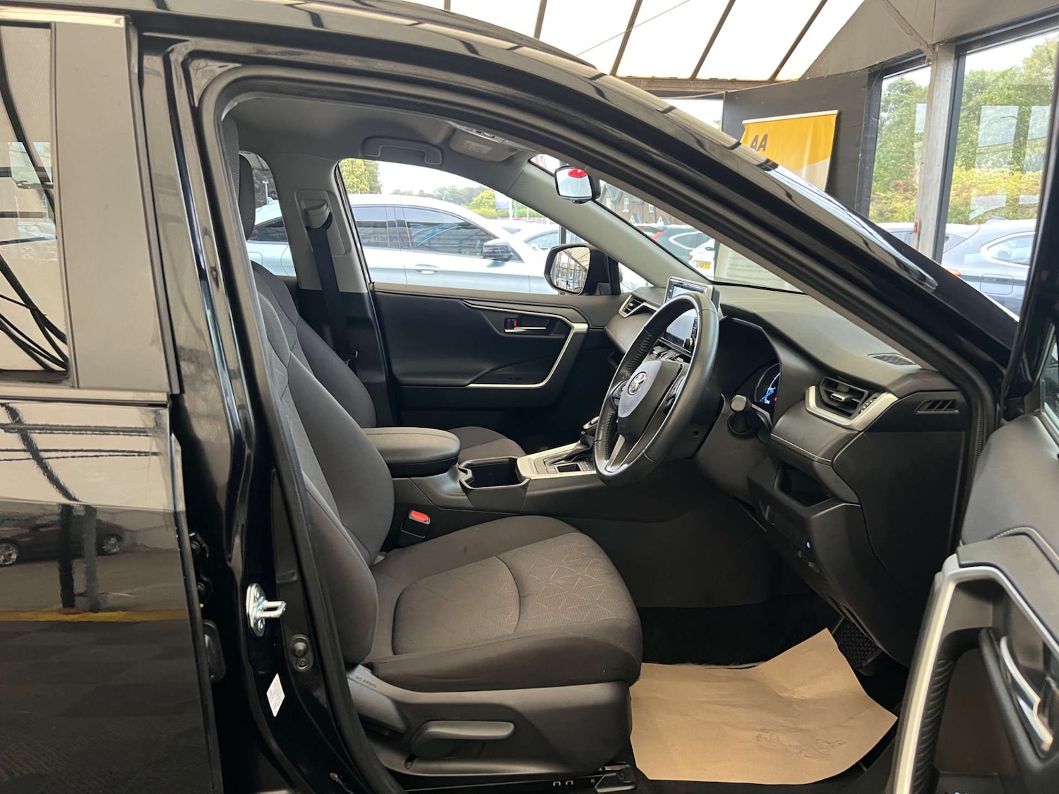 Used Toyota RAV4 2022 for sale - 76097151: Photo 10