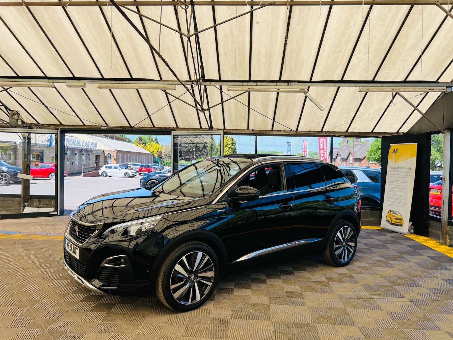 Used Peugeot 3008 2019 for sale - 76919193: Photo 3