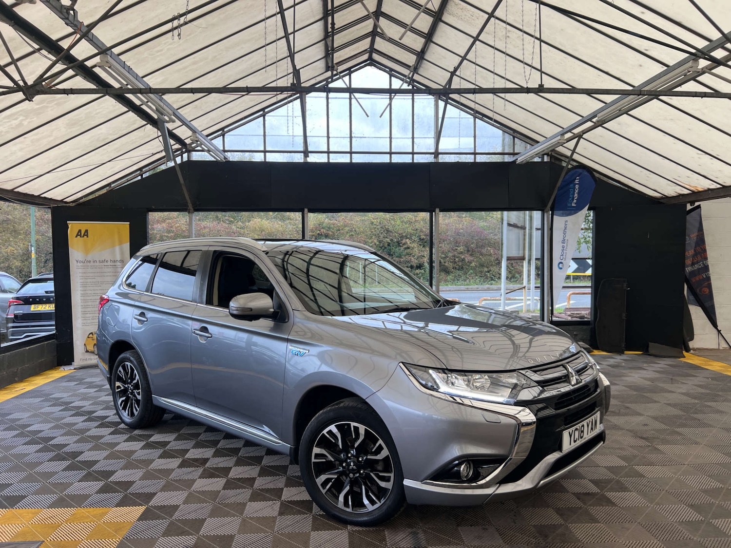 Used Mitsubishi Outlander 2018 for sale - 76919177: Photo 1