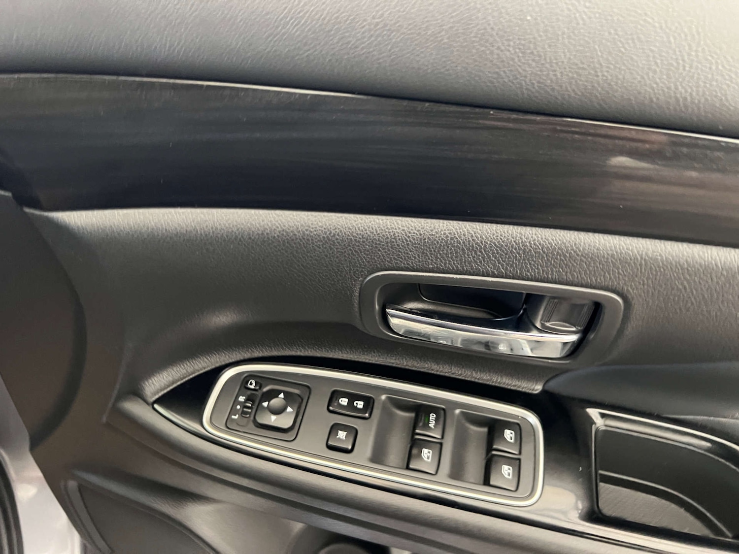 Used Mitsubishi Outlander 2018 for sale - 76919177: Photo 15