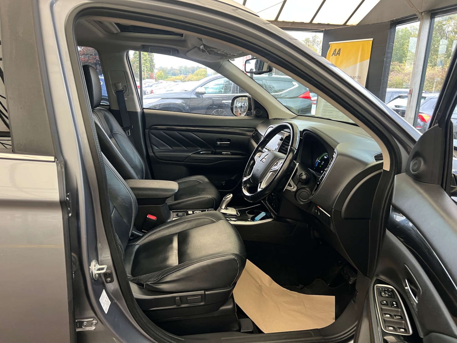 Used Mitsubishi Outlander 2018 for sale - 76919177: Photo 8