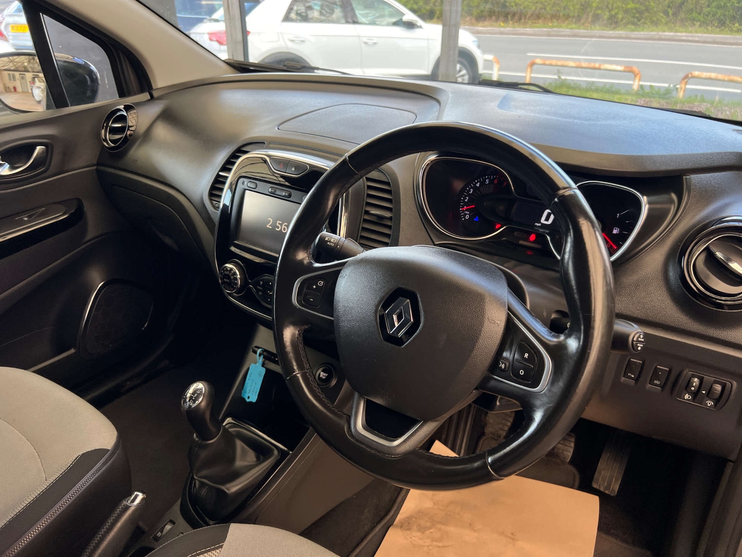 Used Renault Captur 2017 for sale - 78124684: Photo 12