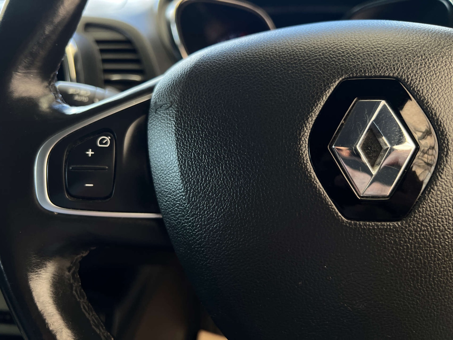 Used Renault Captur 2017 for sale - 78124684: Photo 15