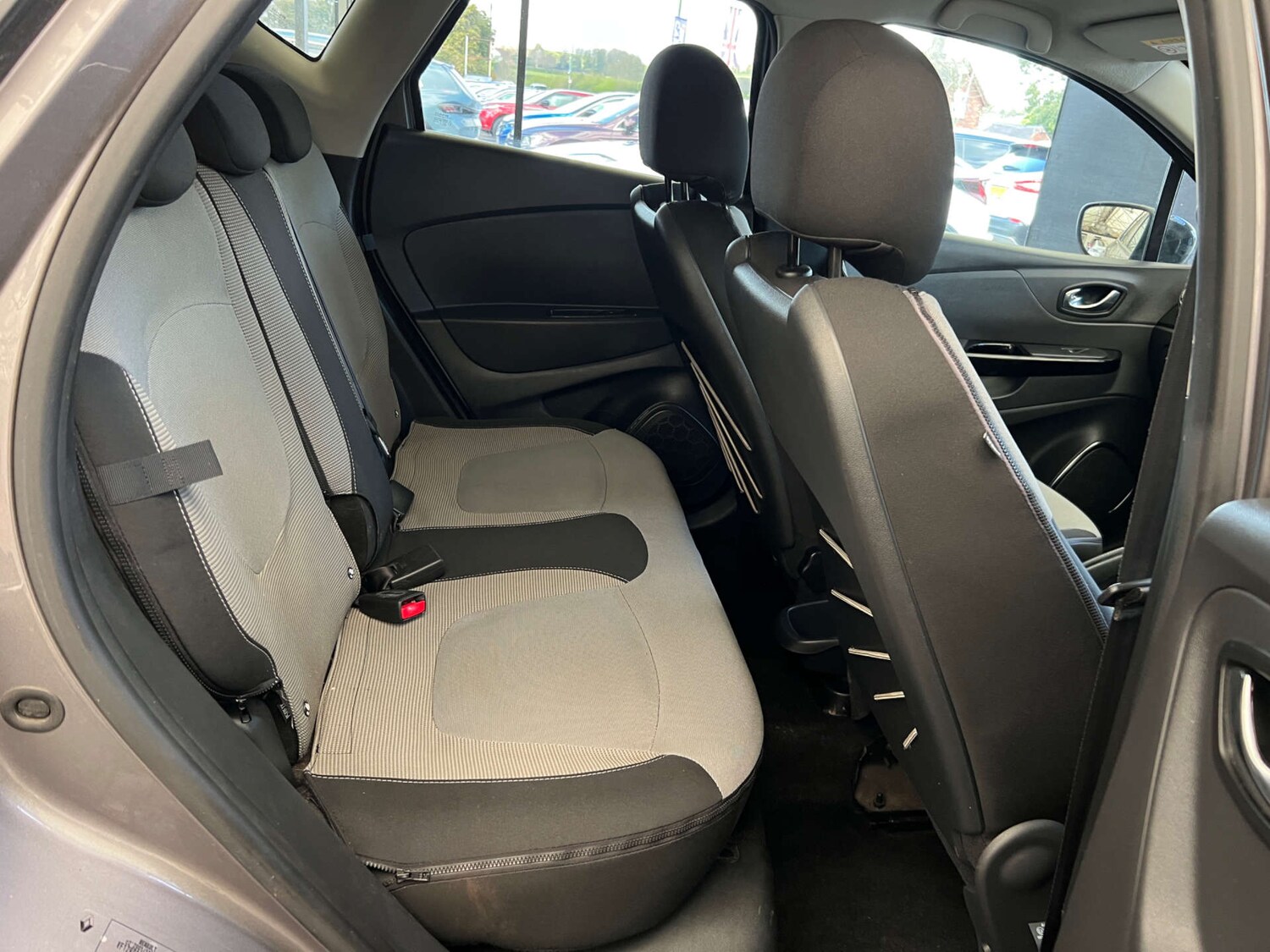 Used Renault Captur 2017 for sale - 78124684: Photo 23