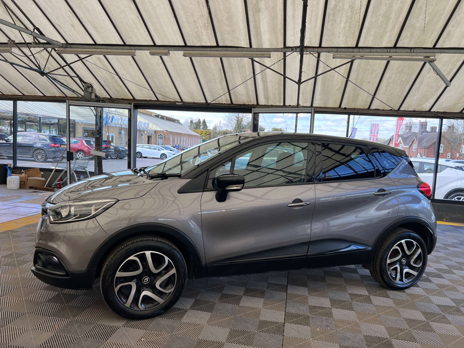 Used Renault Captur 2017 for sale - 78124684: Photo 5